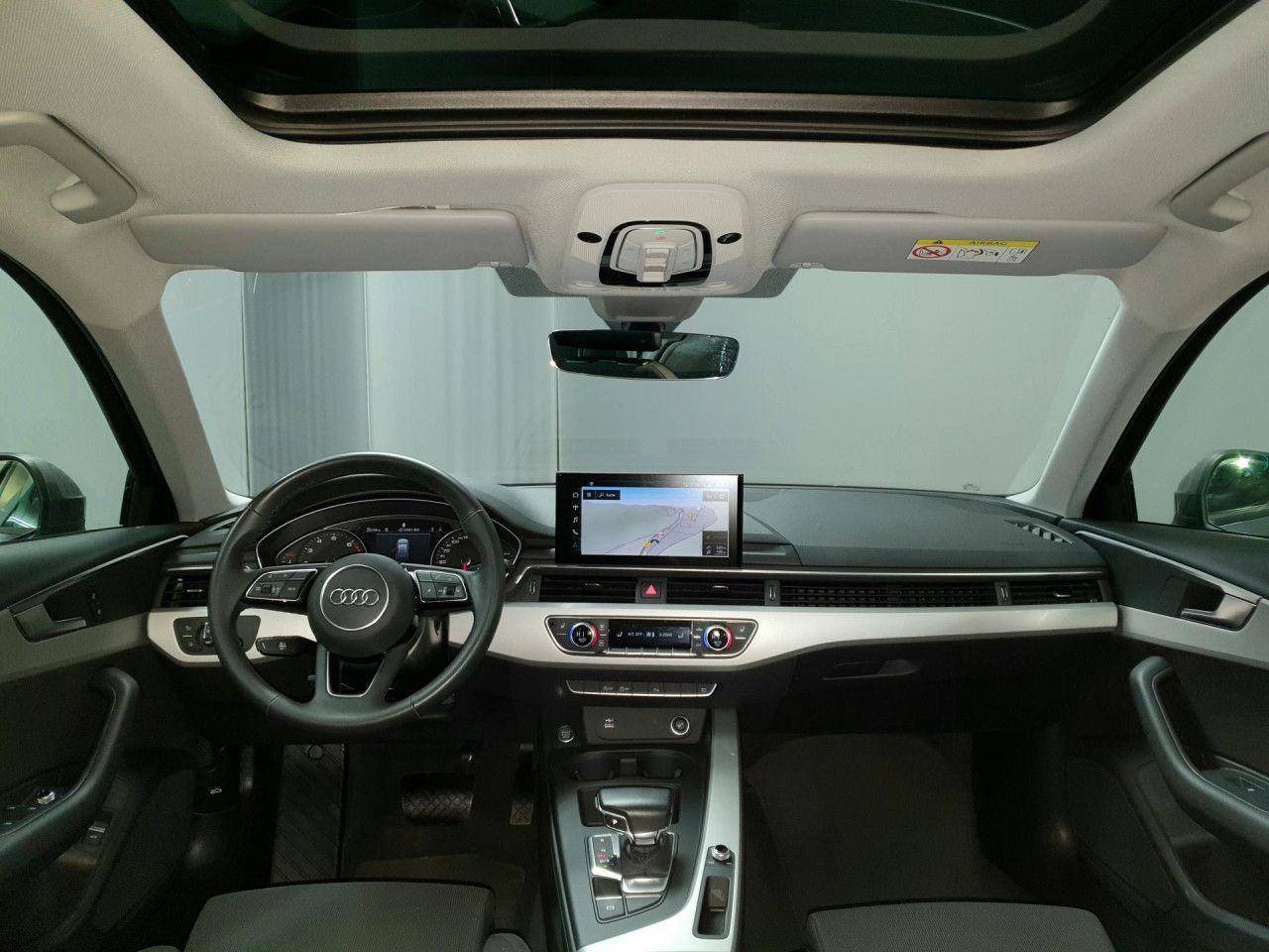 Audi A4 Avant 35TFSI S tronic S line - Samsaru's Car Outlet