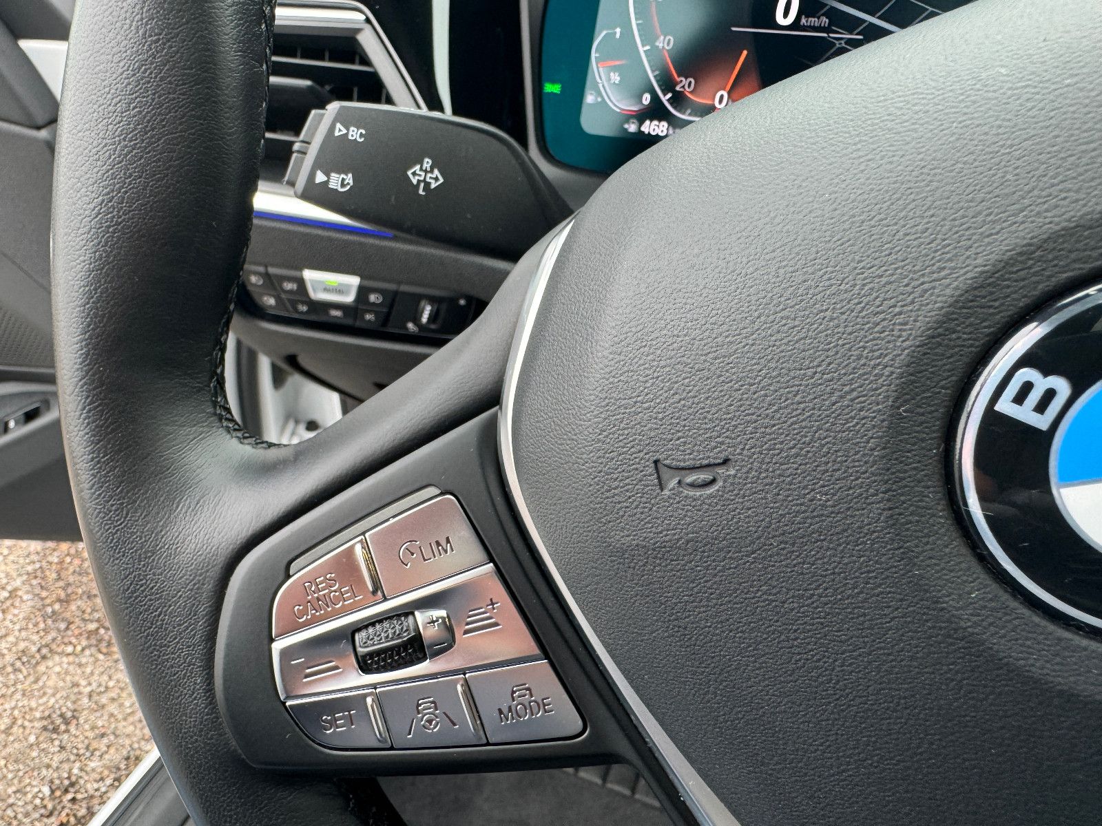 BMW 330 i xDrive Aut. - Samsaru's Car Outlet