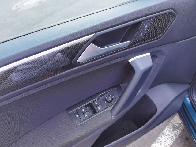 Volkswagen Tiguan 2.0 TDI Life - Samsaru's Car Outlet