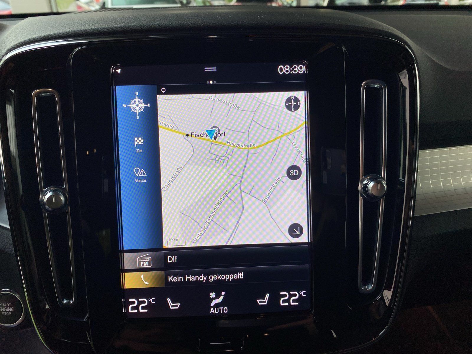 Volvo XC40 Twin Engine Plus Dark AHK