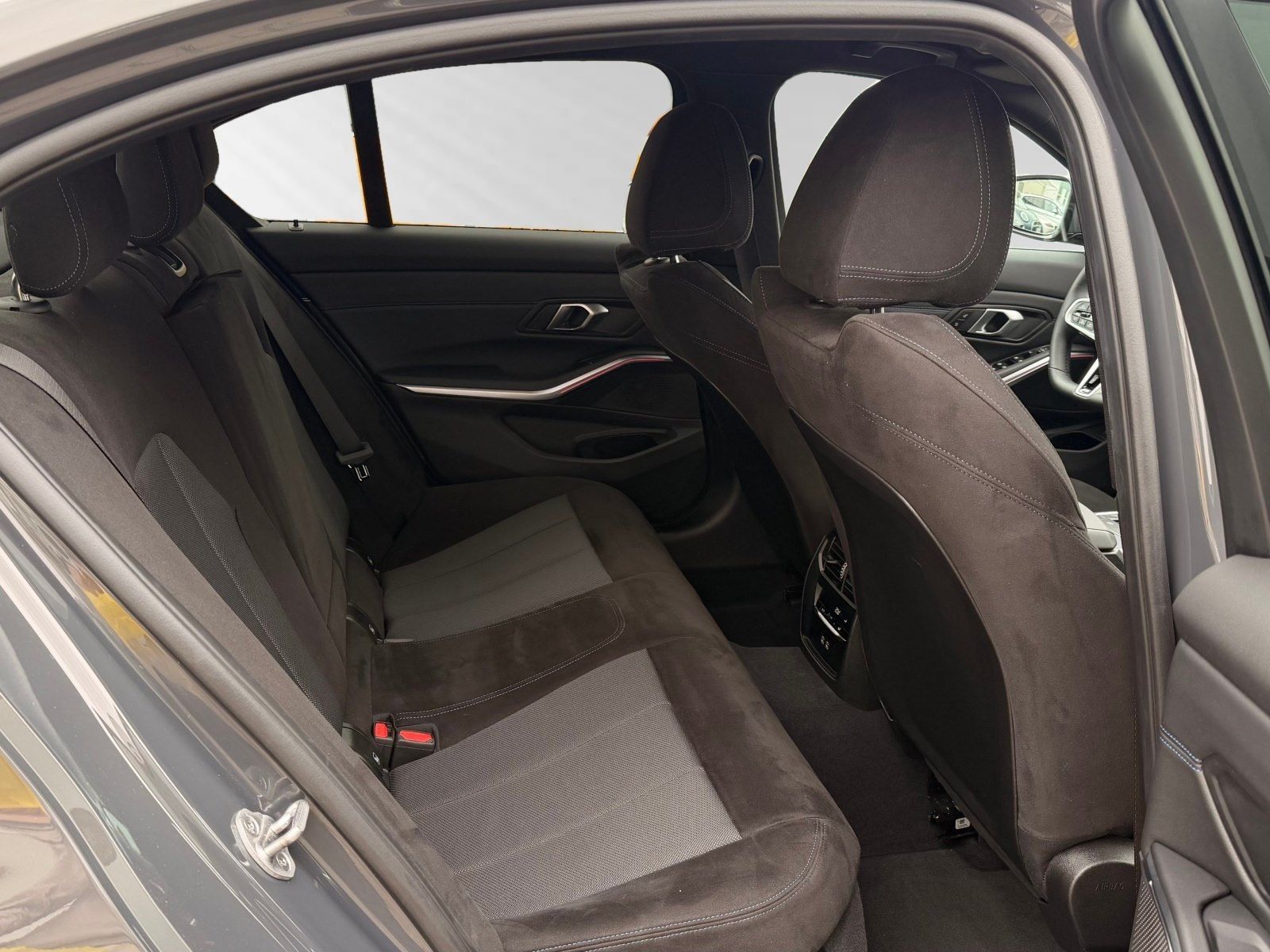 BMW 320d xDrive M Sport|Head-Up|DAProf.|PA+