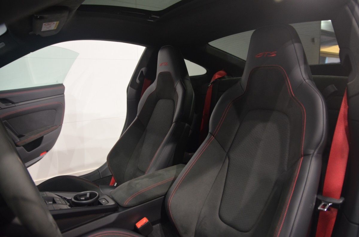 Porsche 911 992.2 Carrera 4 GTS T-Hybrid*ACC*Pano*
