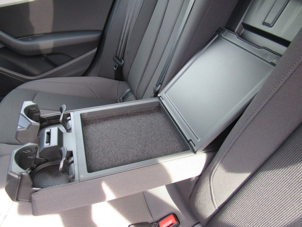 Audi A4 Avant 40 TFSI S-Tron. - Samsaru's Car Outlet