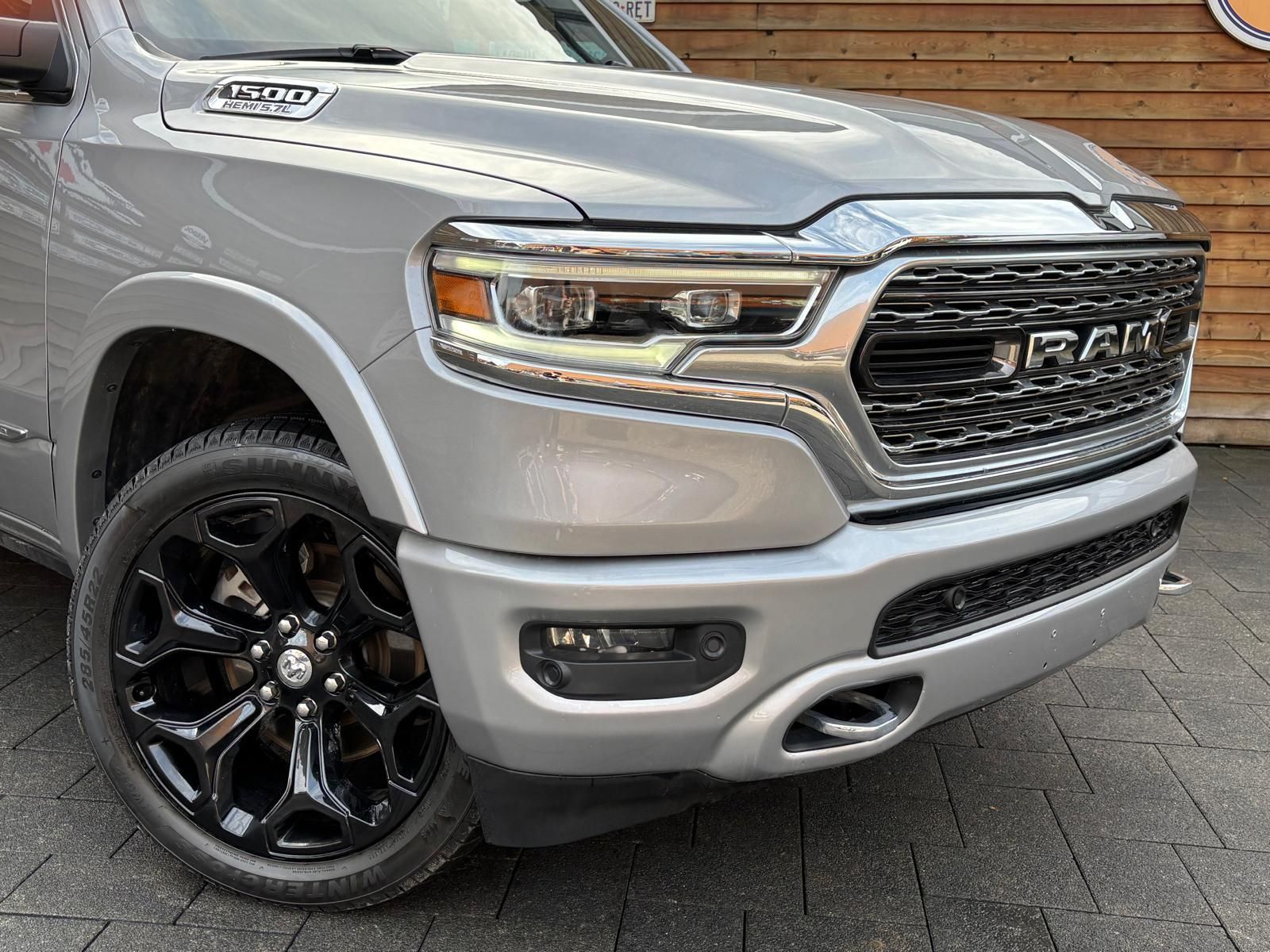 Dodge RAM 1500 5,7 Limited 4x4 LED Pano AHK Memory LPG