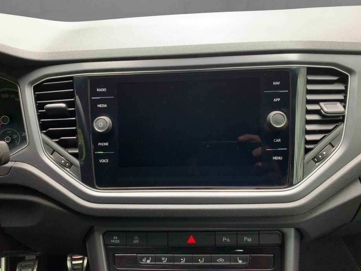 Volkswagen T-Roc 1.5 TSI R-LINE - Samsaru's Car Outlet