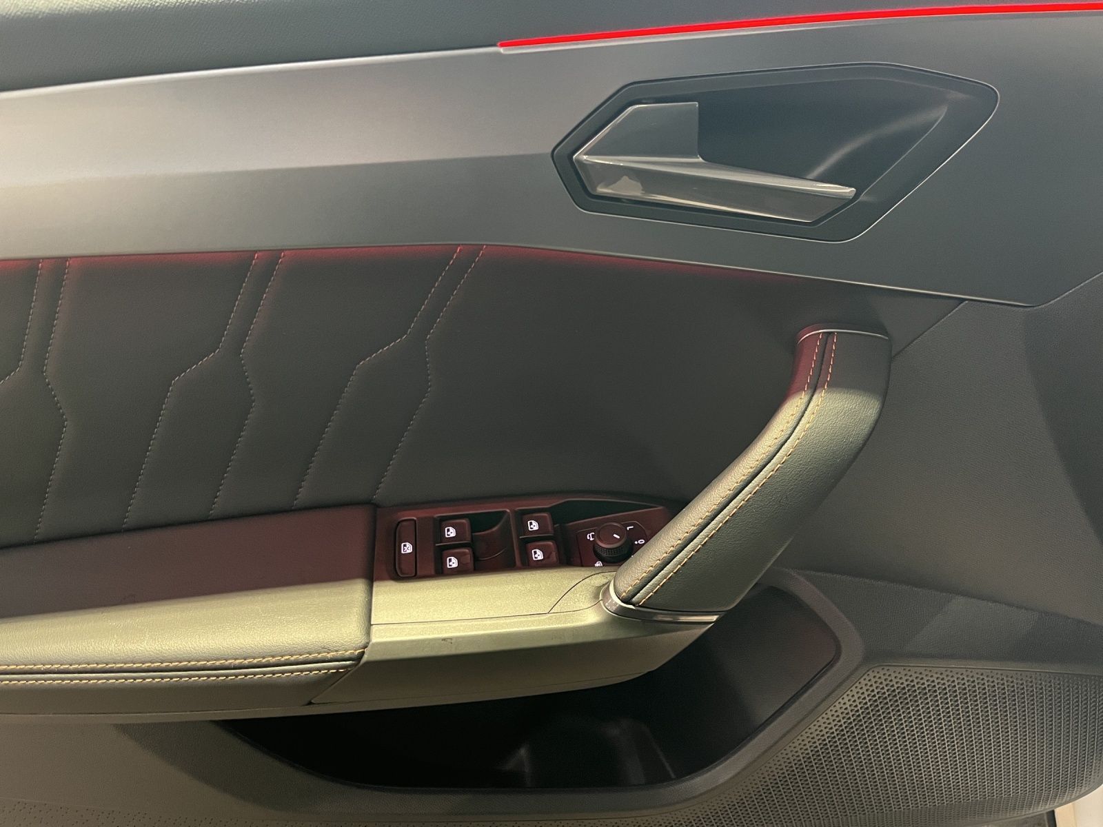 Cupra Formentor VZ 2.0 TSI 4DRIVE - Samsaru's Car Outlet