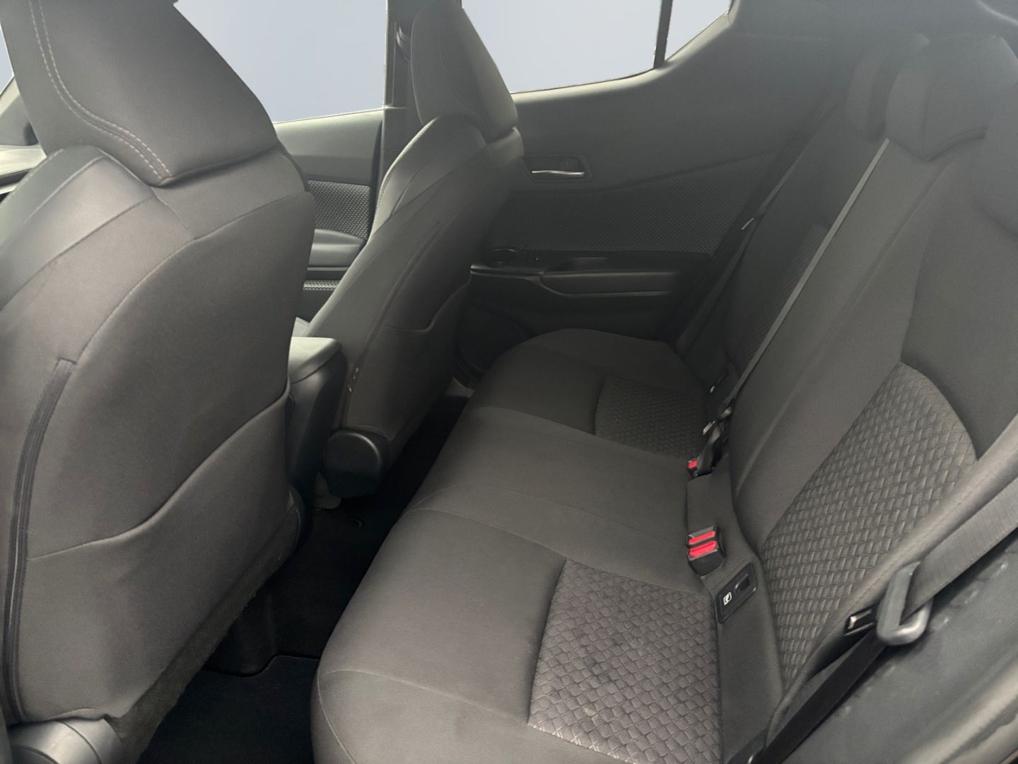 Toyota C-HR 1.8 Hybrid Team D *LED*Navi*CAM*CarPlay*SHZ