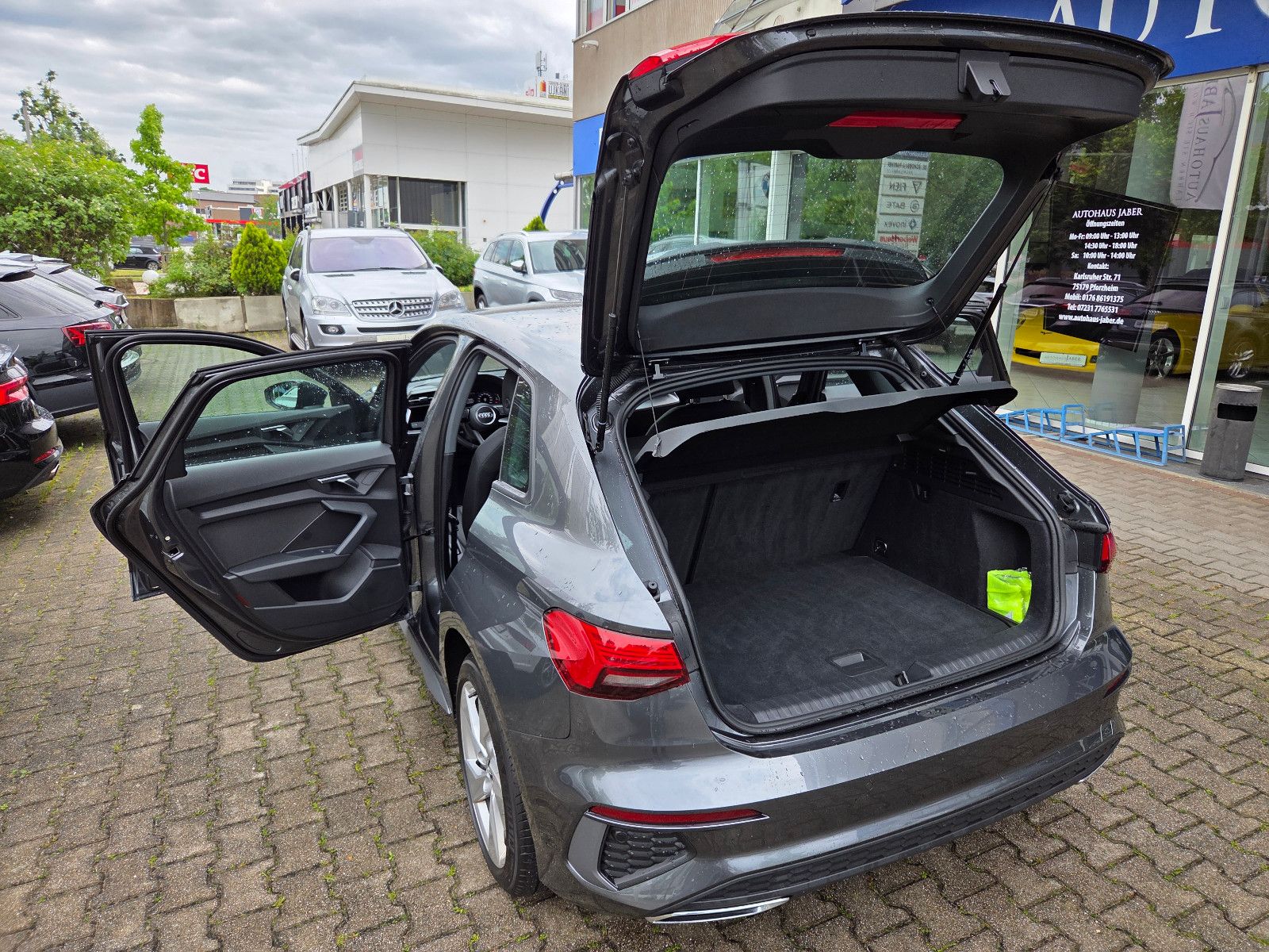 Audi A3 SB 30 TFSI S-line - Samsaru's Car Outlet