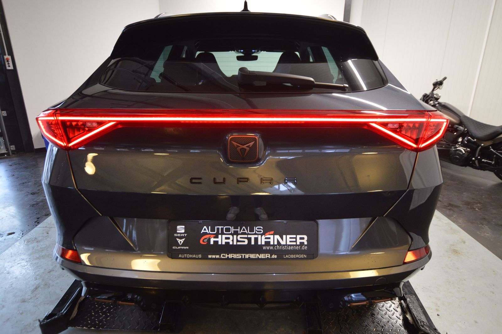 Cupra Formentor 1.4 e-HYBRID - Samsaru's Car Outlet