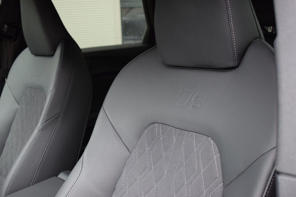 Audi A5 Avant TDI quattro *S-line*Matrix*AHK*HuD*B&O*