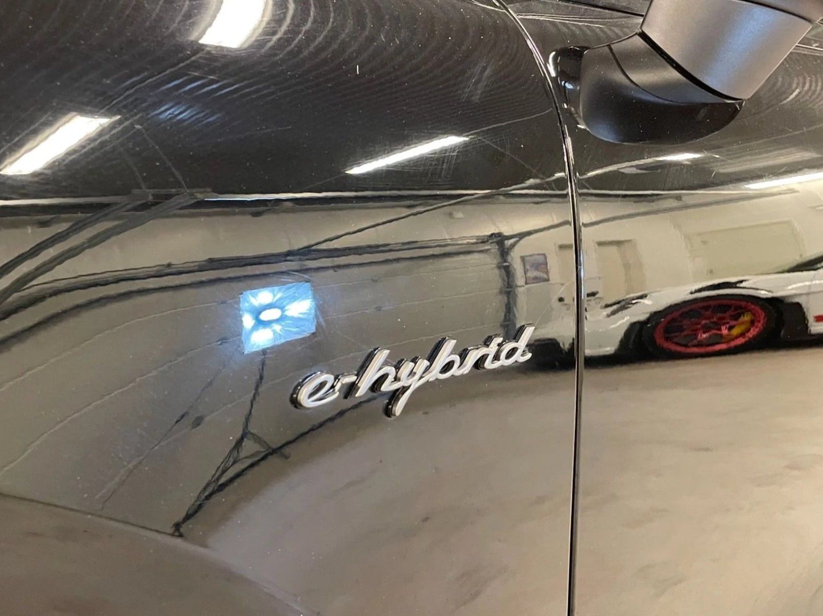 Porsche Cayenne E-Hybrid Platinum Edition