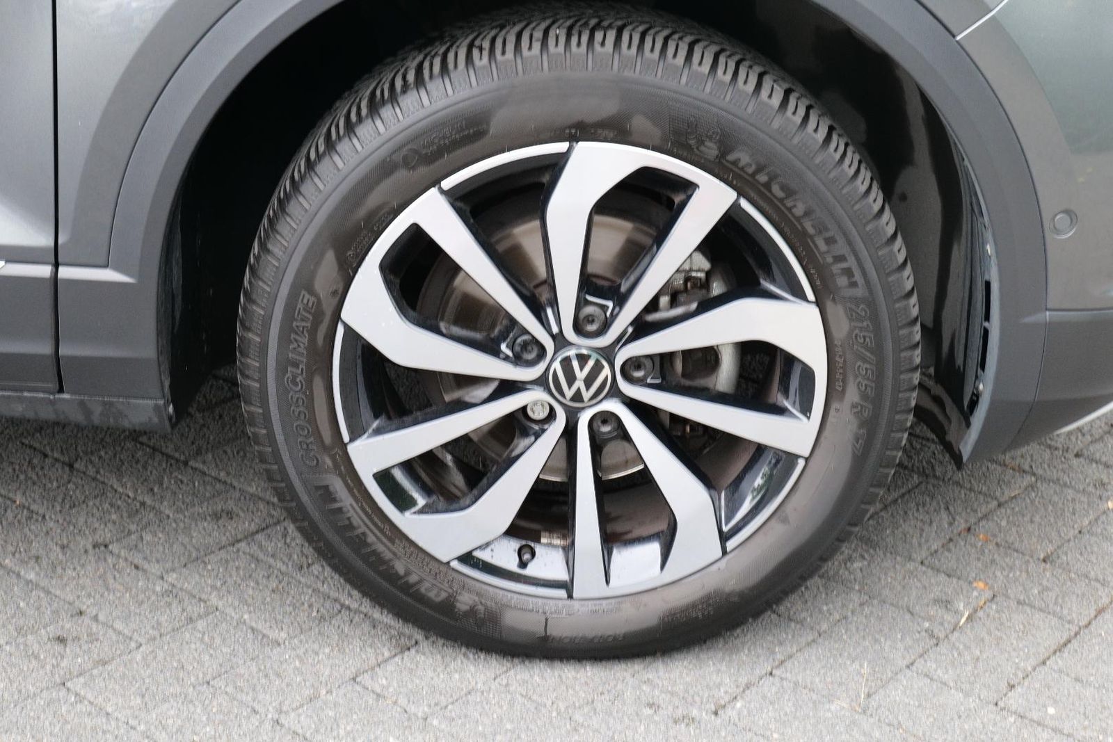 Volkswagen T-ROC Style 1.5 TSI - Samsaru's Car Outlet