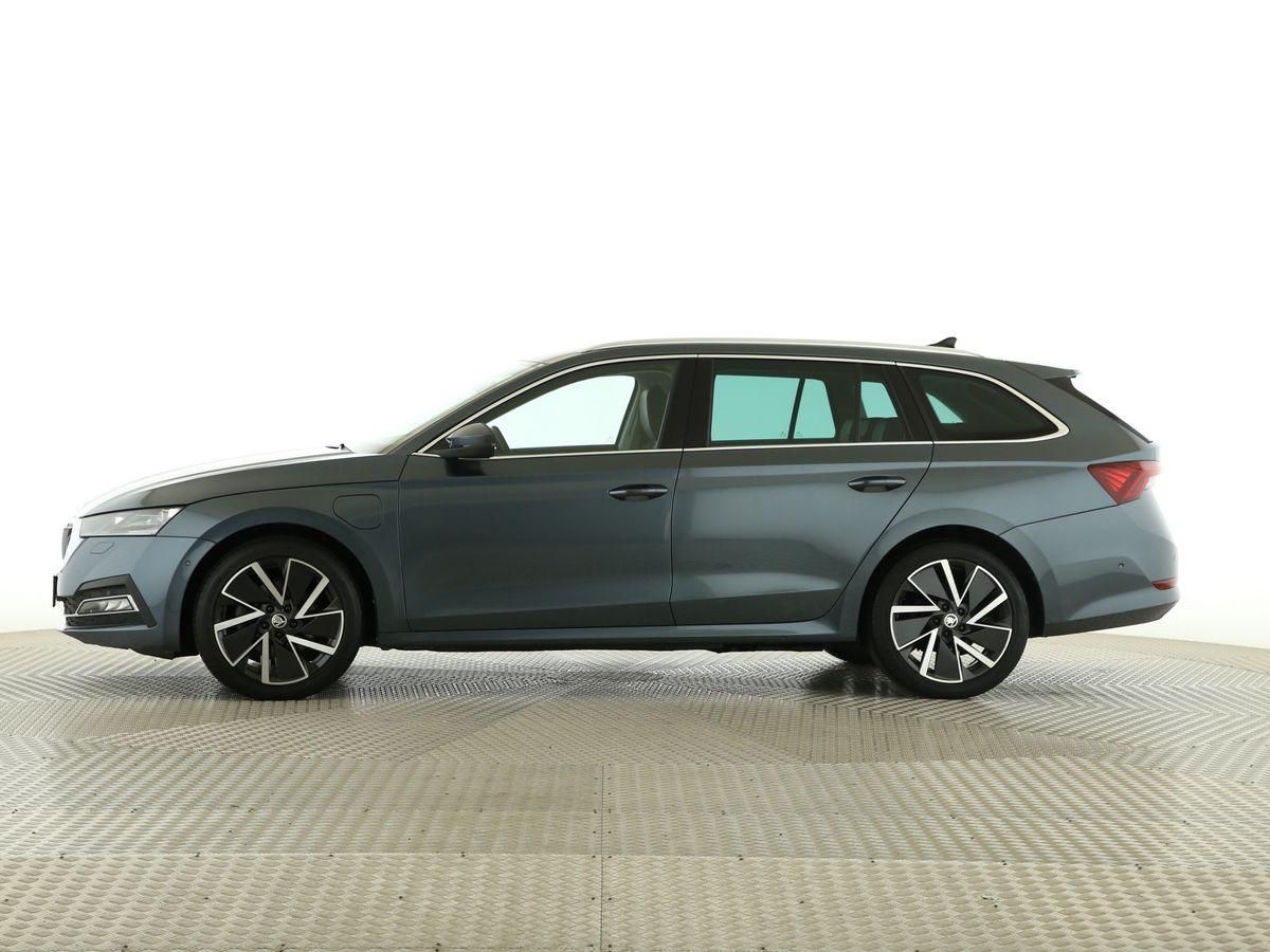 Skoda Octavia Combi Style iV - Samsaru's Car Outlet