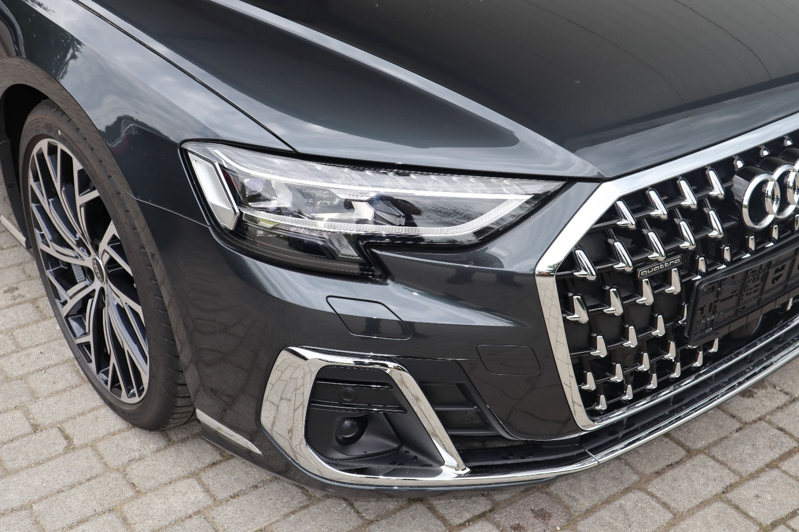 Audi A8 55 TFSI exclusive - Samsaru's Car Outlet