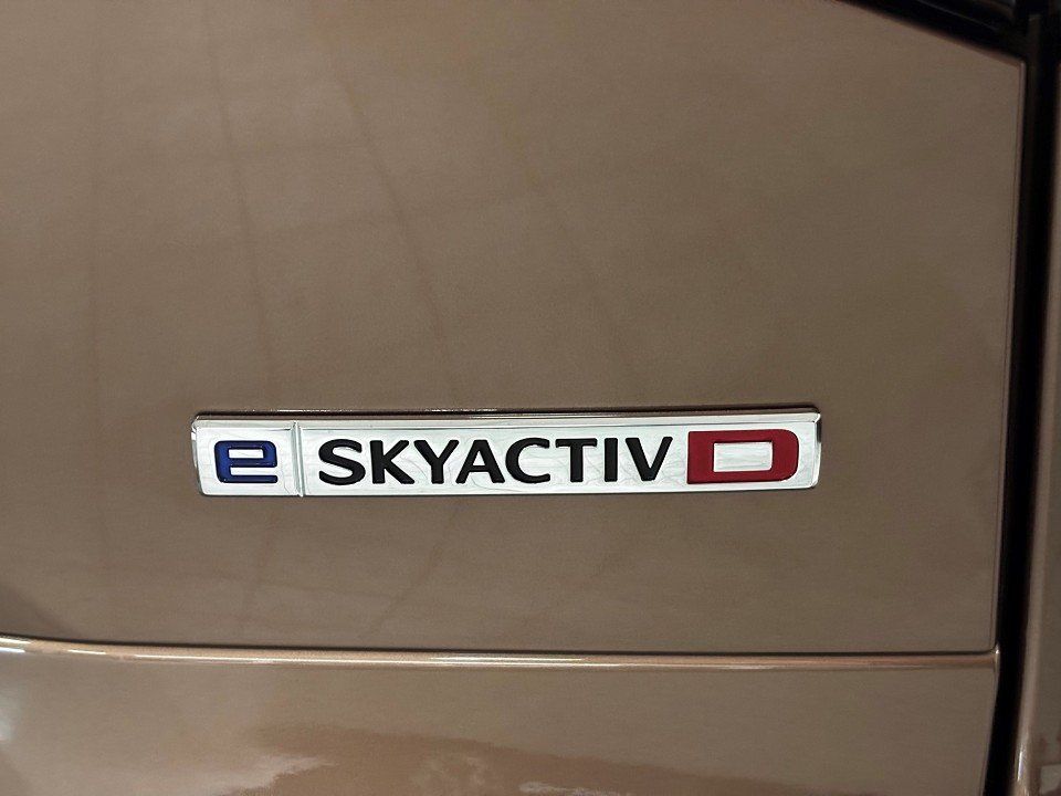 Mazda CX-80 3.3L e-SKYACTIV D 254PS HOMURA PLUS