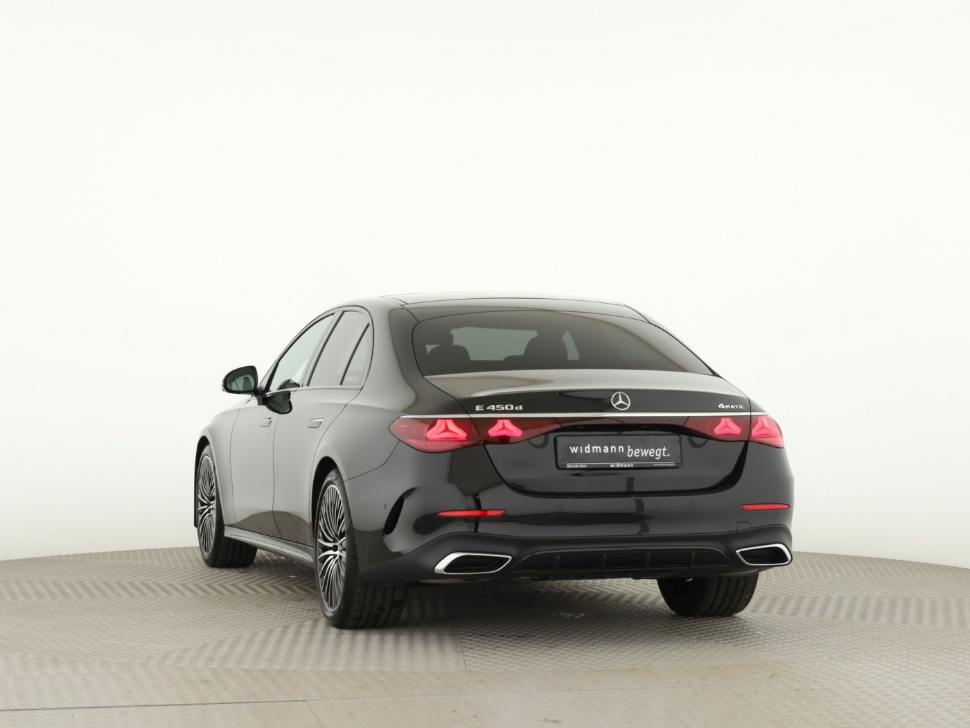 Mercedes-Benz E 450 d 4M *AMG Prem*Pano*360°*AHK*Sitzklima*HUD