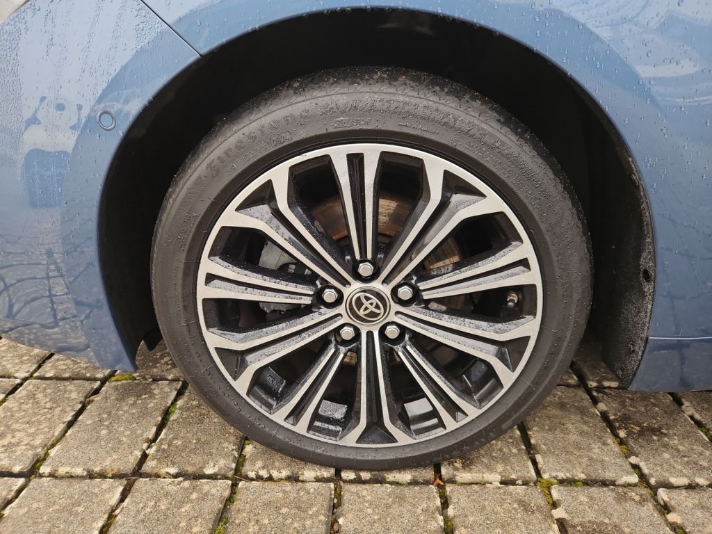 Toyota Corolla 2.0 Hybrid Touring Sports Team Deutschla