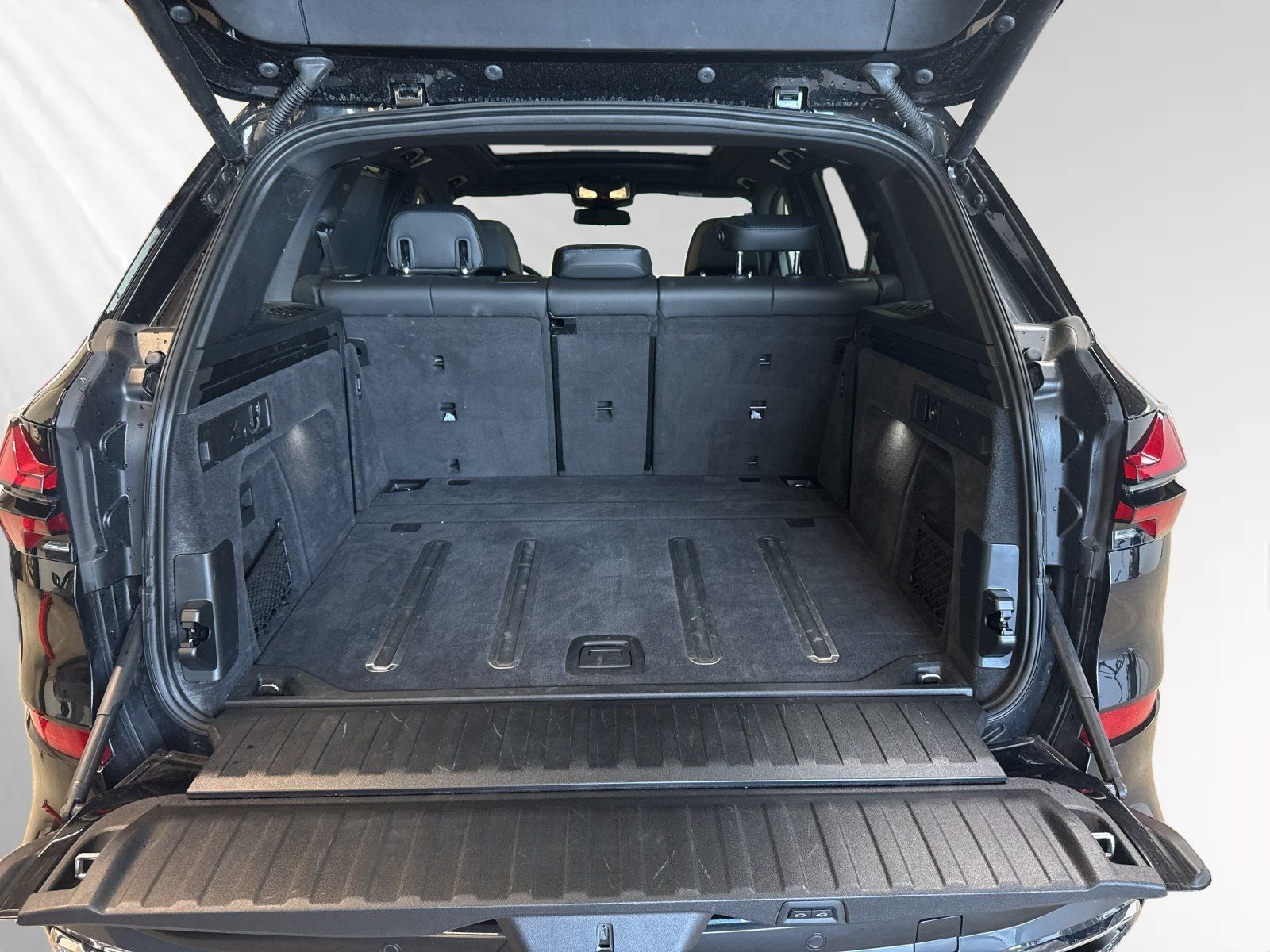 BMW X5 xDrive40d M Sport|AHK|Pano|DA&PAProf.