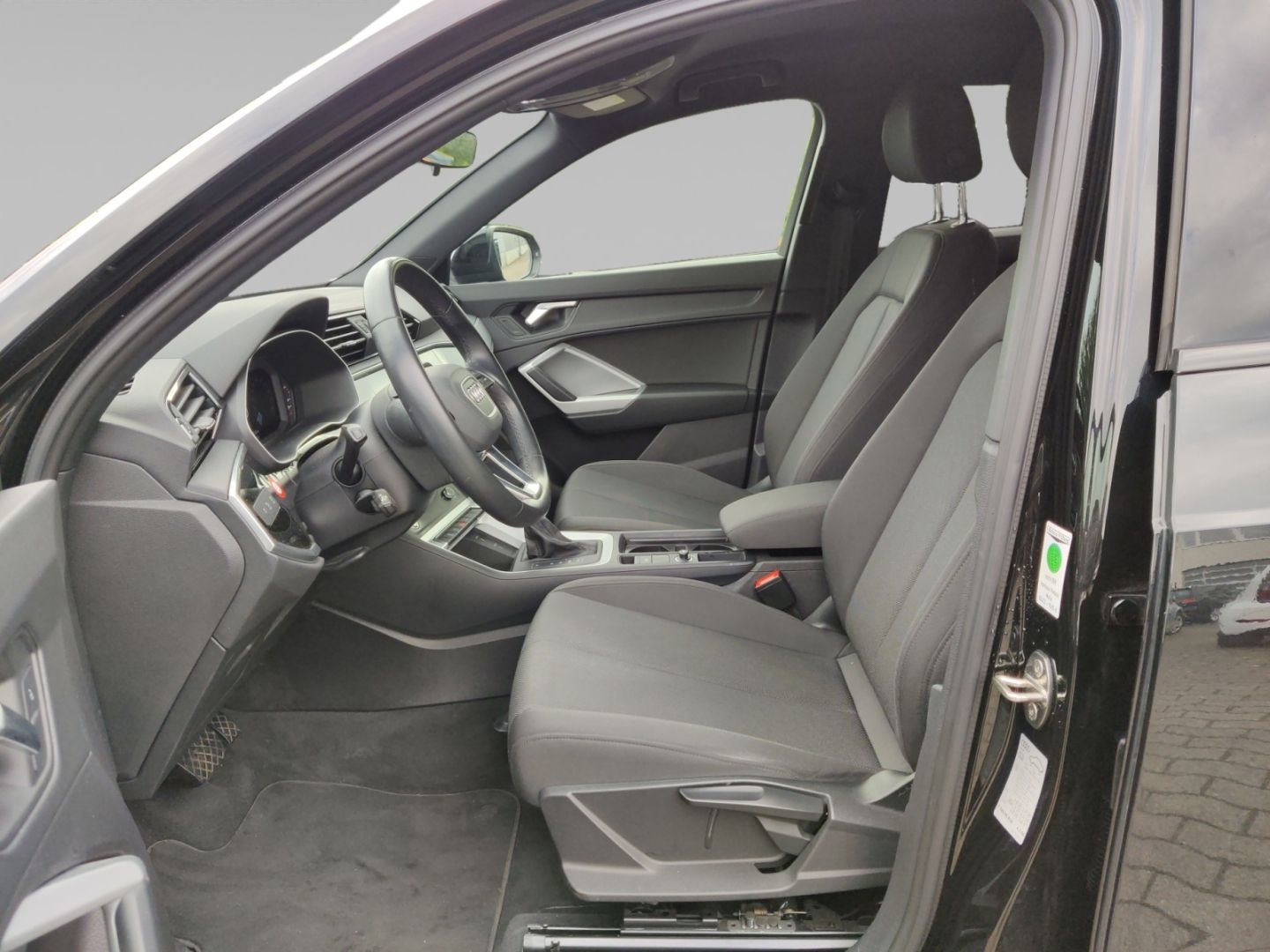 Audi Q3 40 TDI quattro S line - Samsaru's Car Outlet