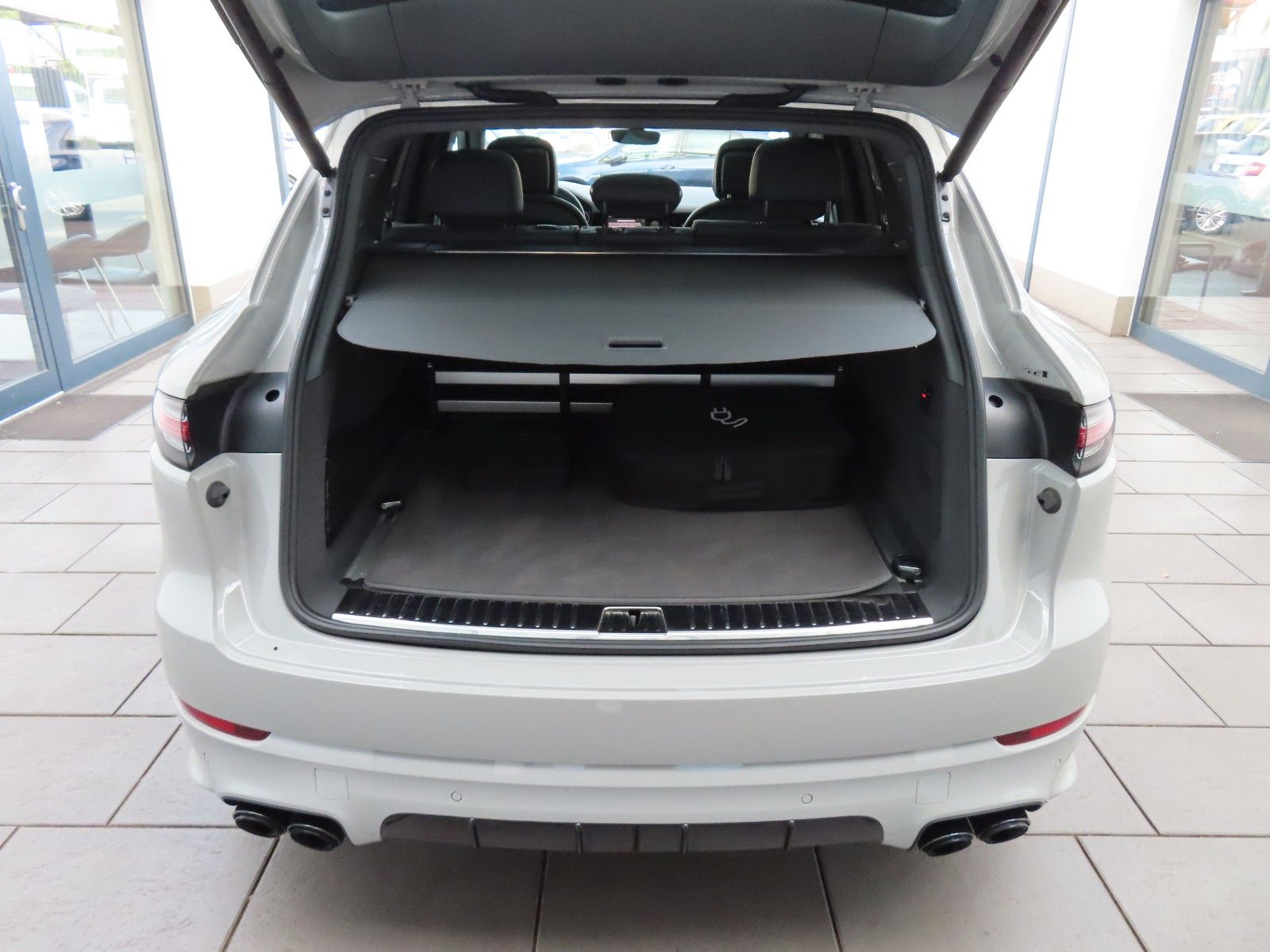 Porsche Cayenne 3.0 Hy. Allrad/Klima/HuD/Pan./Soft Close