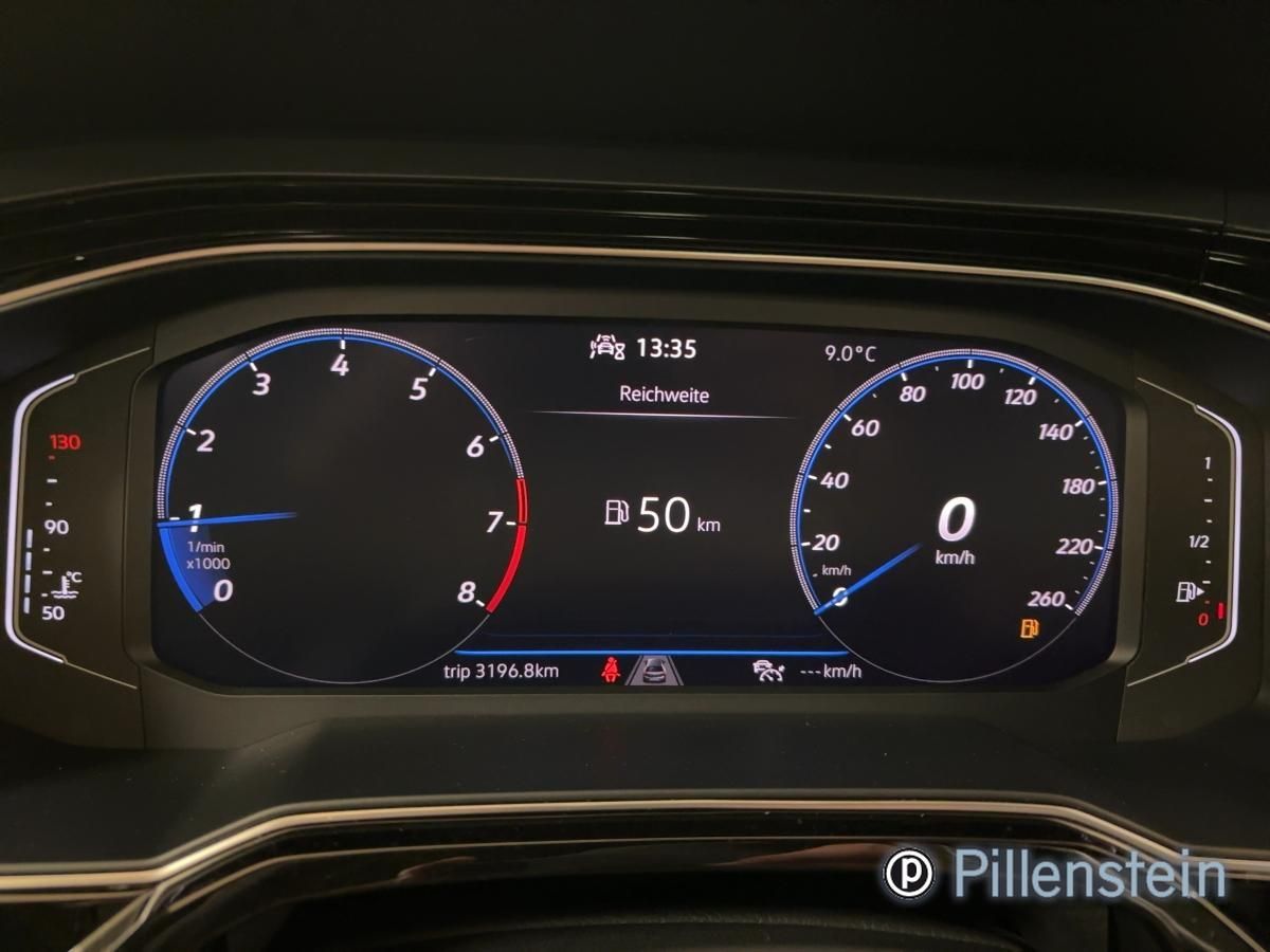 Volkswagen Taigo R-LINE 1.0 TSI - Samsaru's Car Outlet