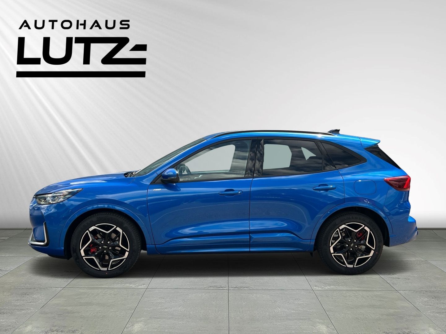 Ford Kuga ST-Line X PHEV - Samsaru's Car Outlet