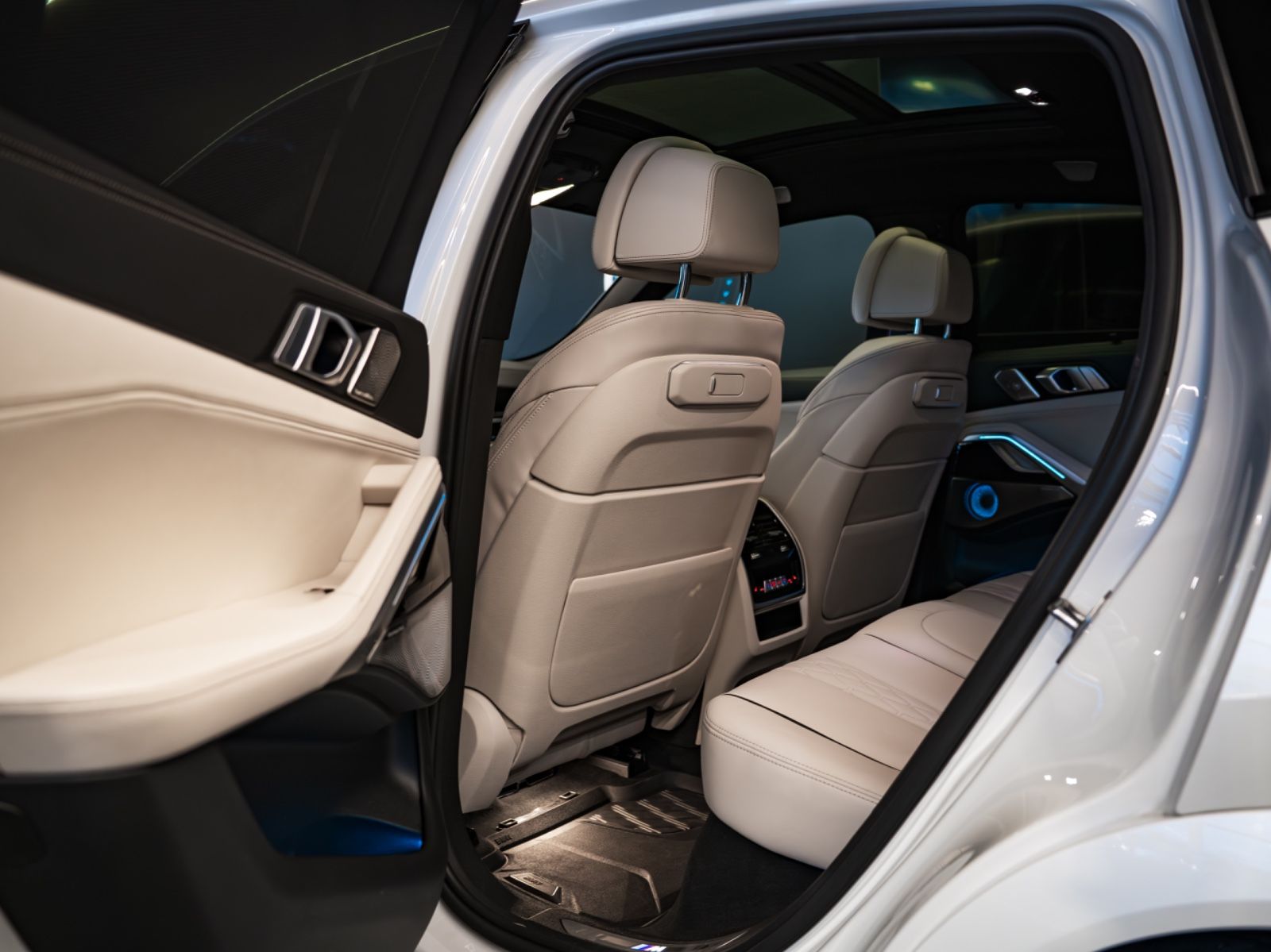 BMW X6 30 d xDrive M Sport - Samsaru's Car Outlet