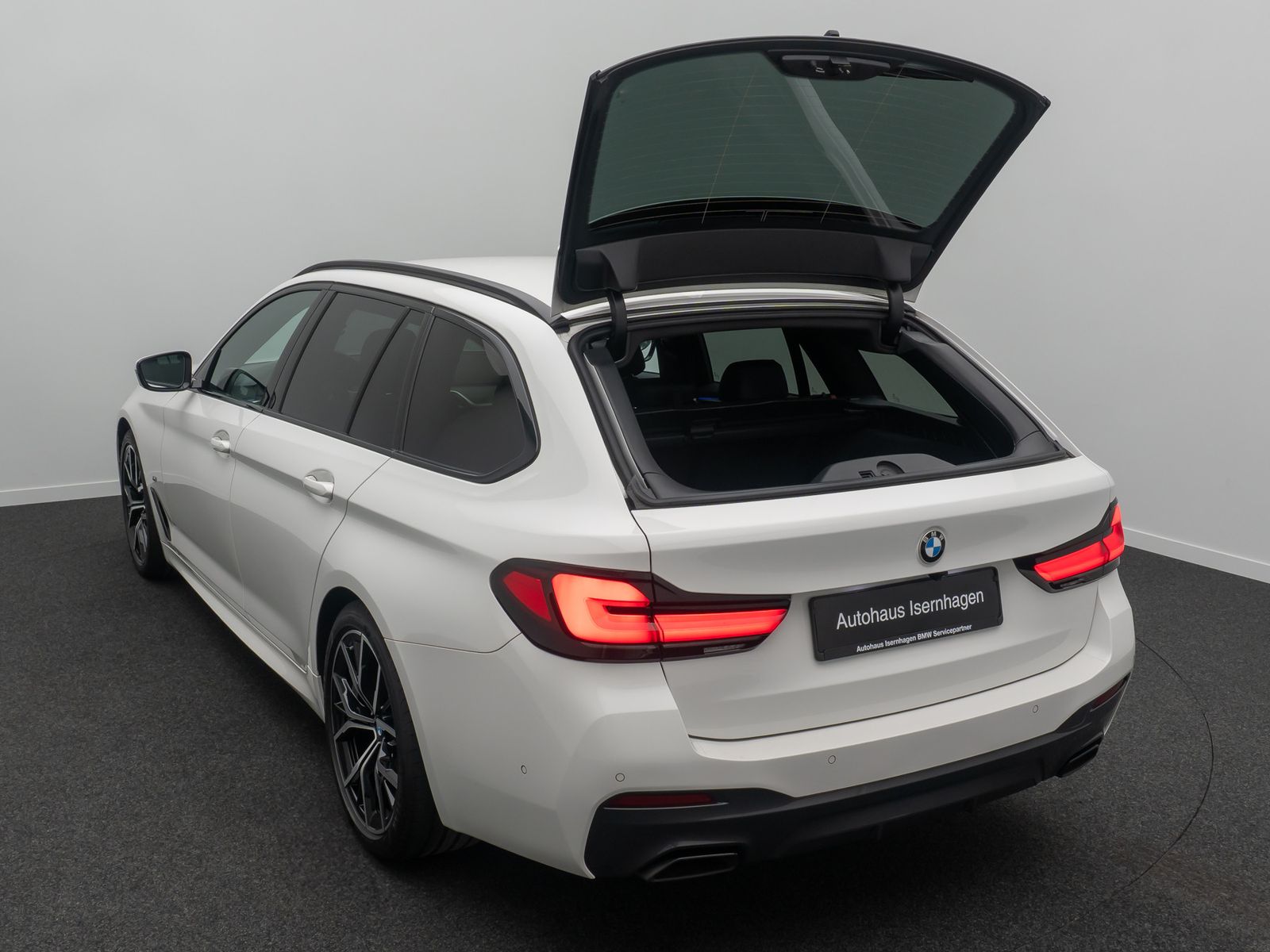 BMW 530d xD M Sport DAB Laser 360°HUD 4xKlima 19Zoll