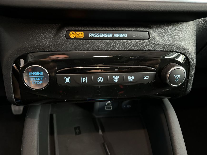 Ford Kuga 1.5 EcoBoost TITANIUM - Samsaru's Car Outlet