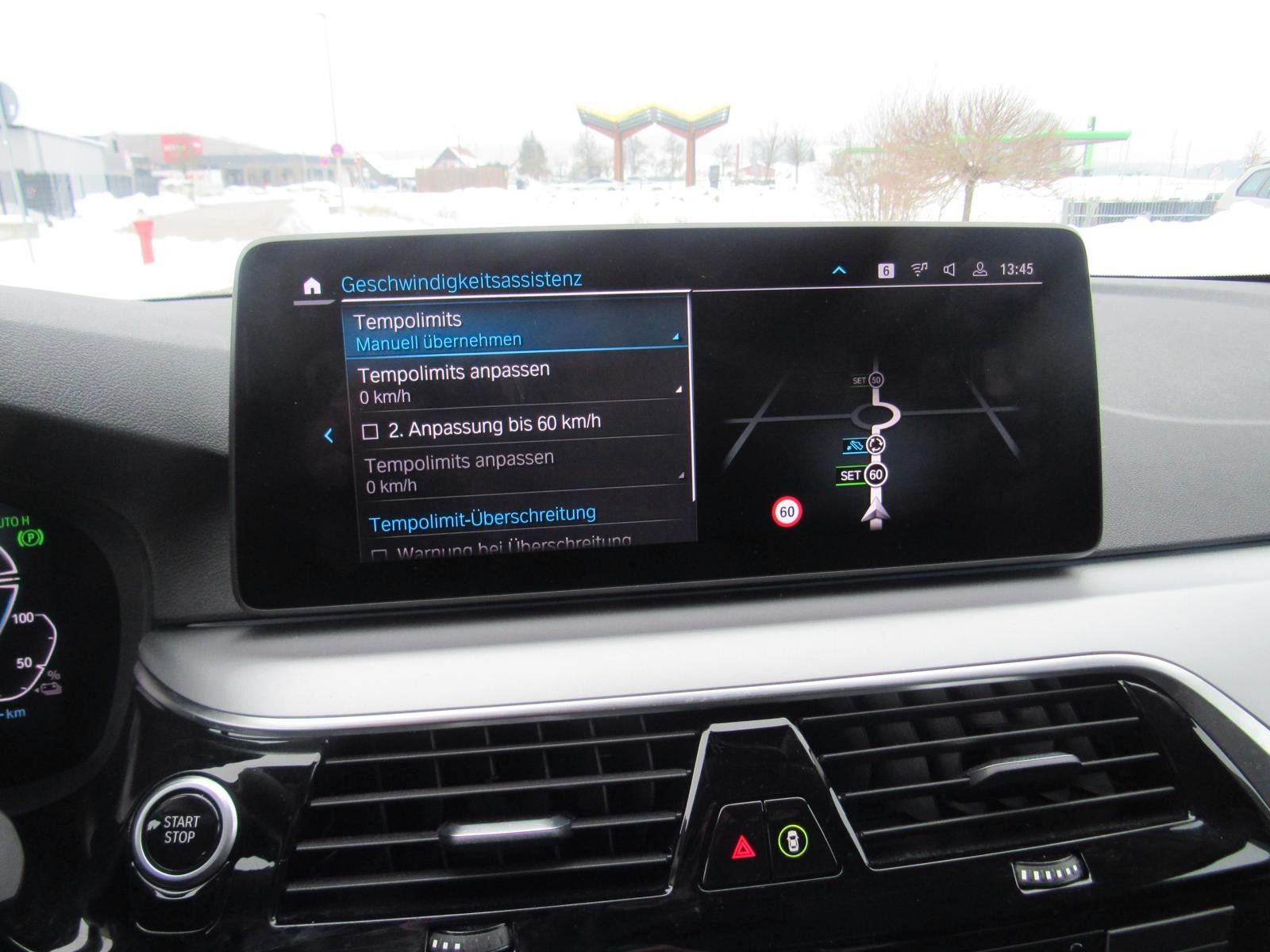 BMW 530e xDrive Limousine Laser, HUD, ACC, DAB, Hifi