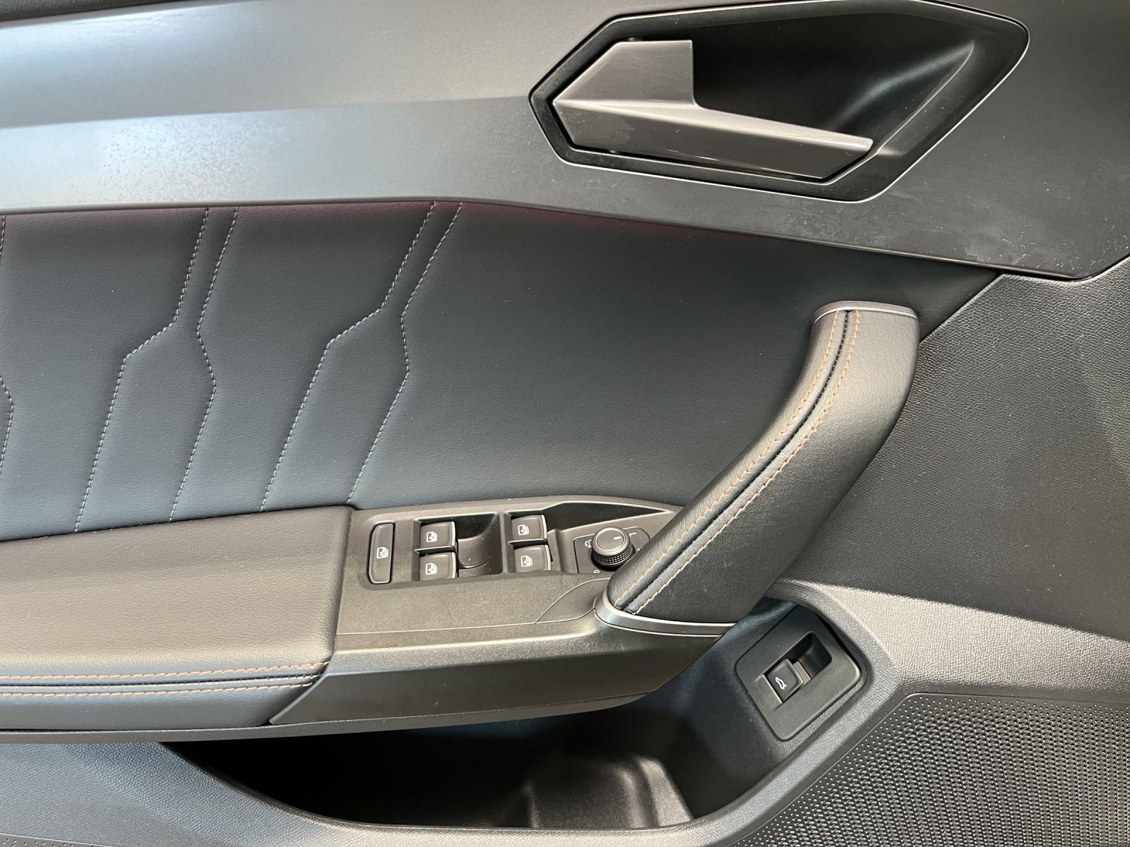 Cupra Formentor VZ 2.0 TSI 4DRIVE - Samsaru's Car Outlet