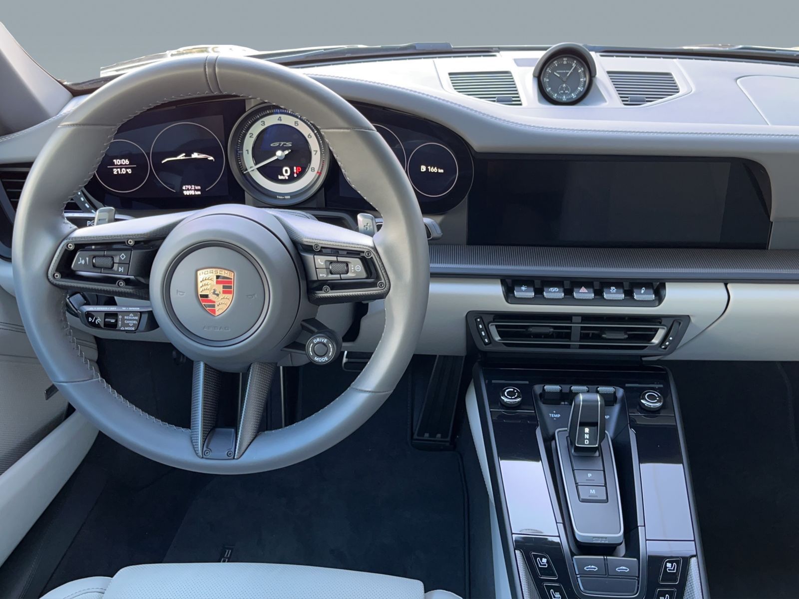 Porsche 992 Targa 4 GTS - Samsaru's Car Outlet