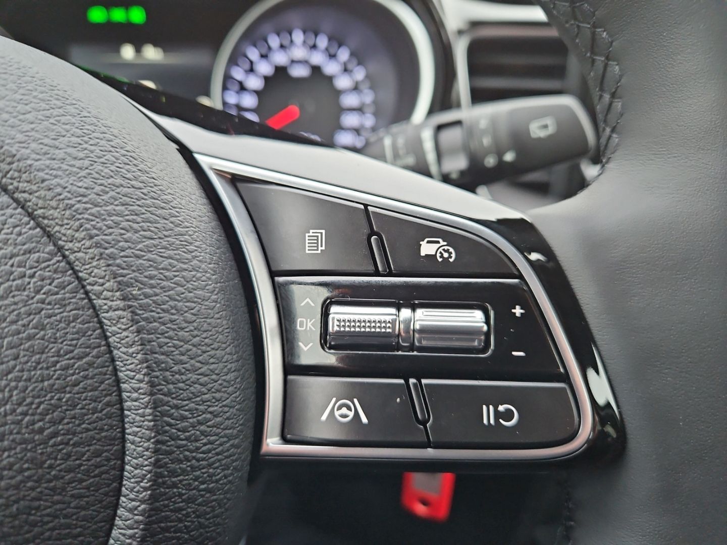 Kia Ceed Lim 1.0T Vision Komfort - Samsaru's Car Outlet