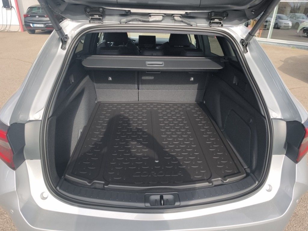 Toyota Corolla 2.0 Hybrid Touring Sports Teamplayer (ZE