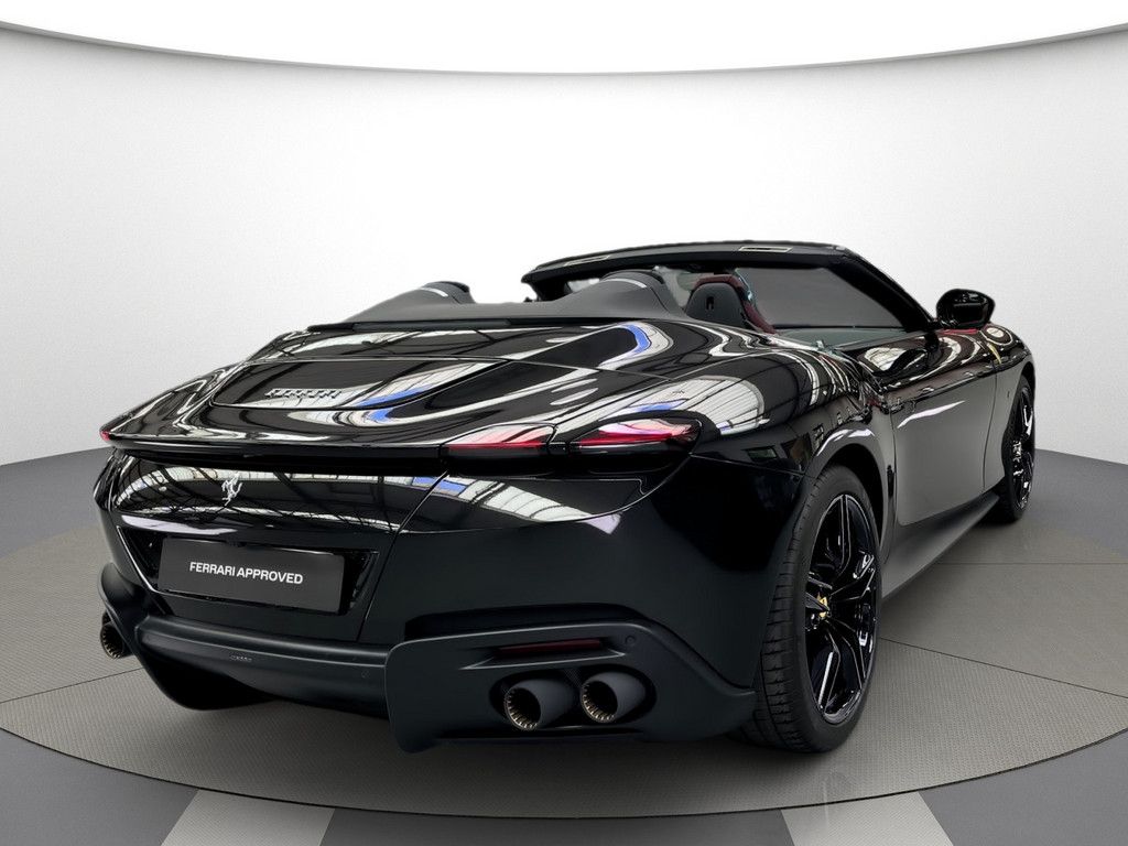 Ferrari Roma Spider - Samsaru's Car Outlet
