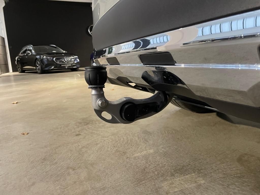 Mercedes-Benz GLC 300 e 4M AHK ACC Pano Sitzklima 360° Massage