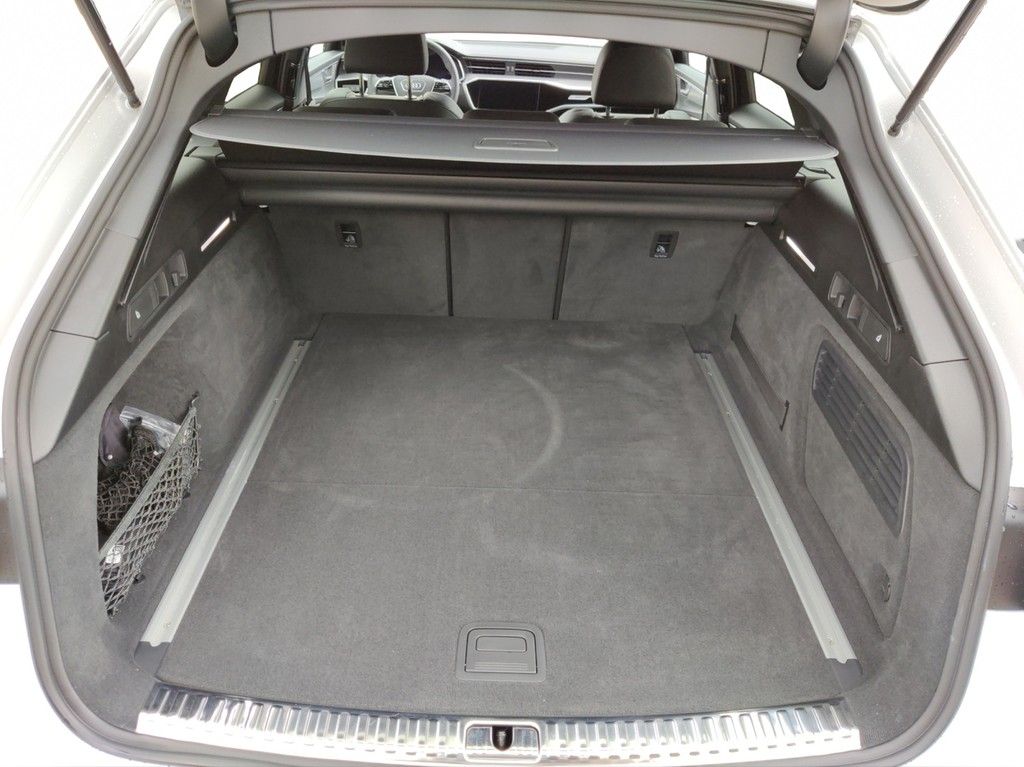 Audi A6 Avant 40 TDI S tronic S line - Samsaru's Car Outlet