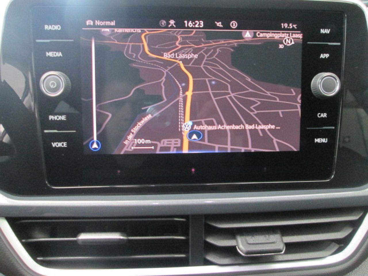Volkswagen T-Roc Style 2.0 TDI 4Motion DSG - Samsaru's Car Outlet