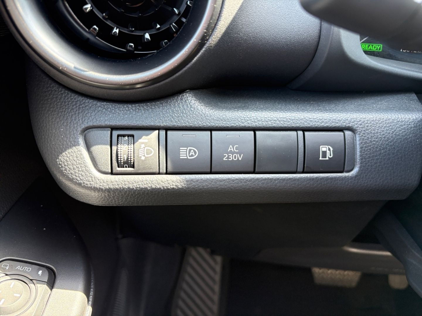 Toyota C-HR 2.0 Plug-In Hybrid Teamplayer *LED*SHZ*CAM*