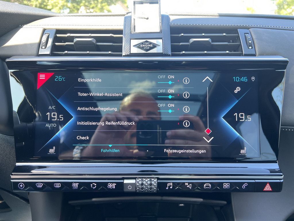 DS Automobiles DS 7 Crossback E-Tense 300 4x4 Louvre