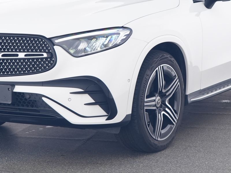 Mercedes-Benz GLC 300 d 4M AMG-Sport/Pano/AHK/Night/Distr/20'