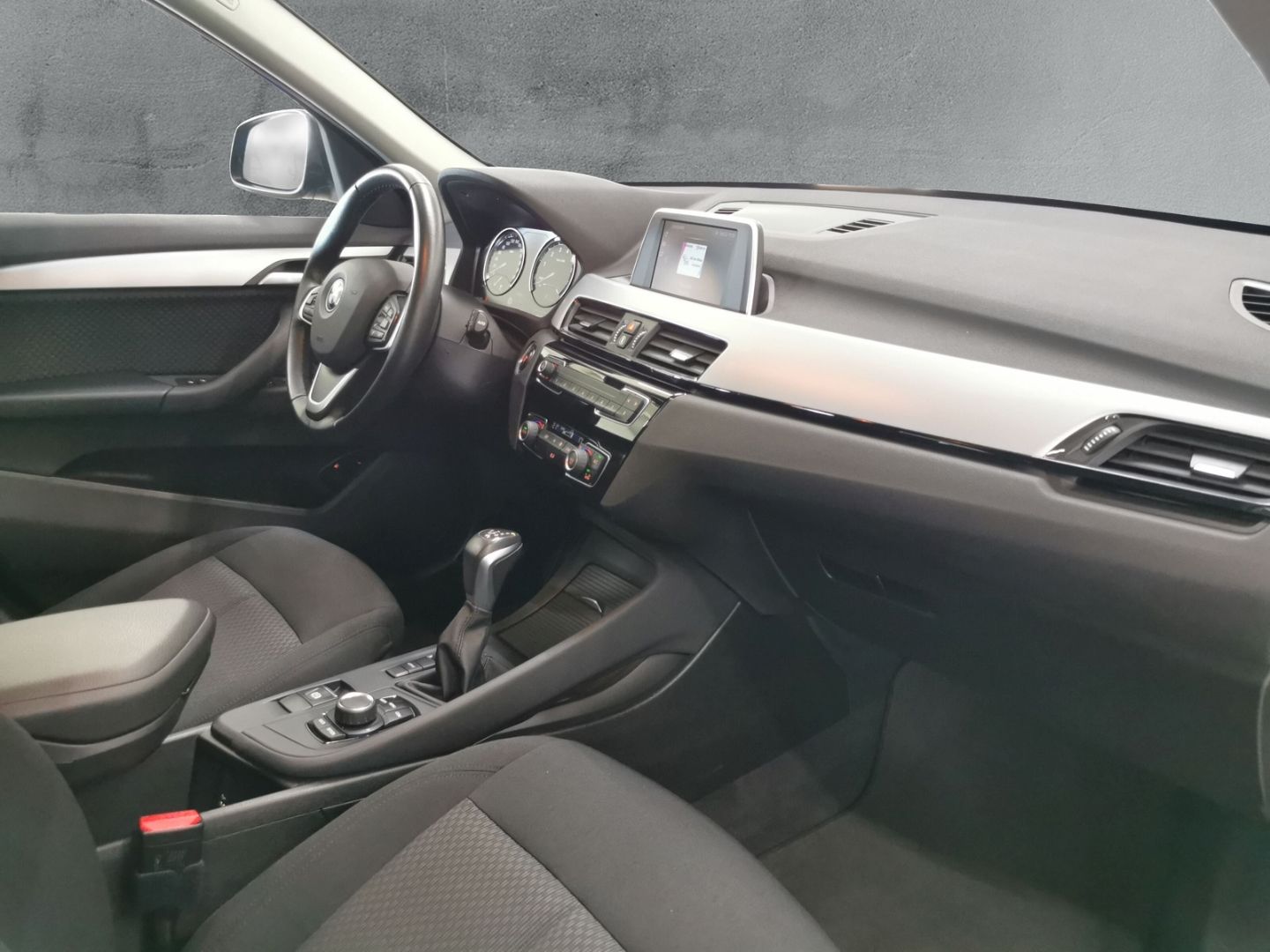 BMW X1 xDRIVE 25e ADVANTAGE - Samsaru's Car Outlet