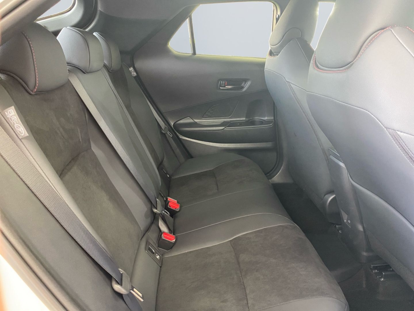 Toyota C-HR 2.0 Plug-in-Hybrid GR Sport *LED*ACC*JBL*CA