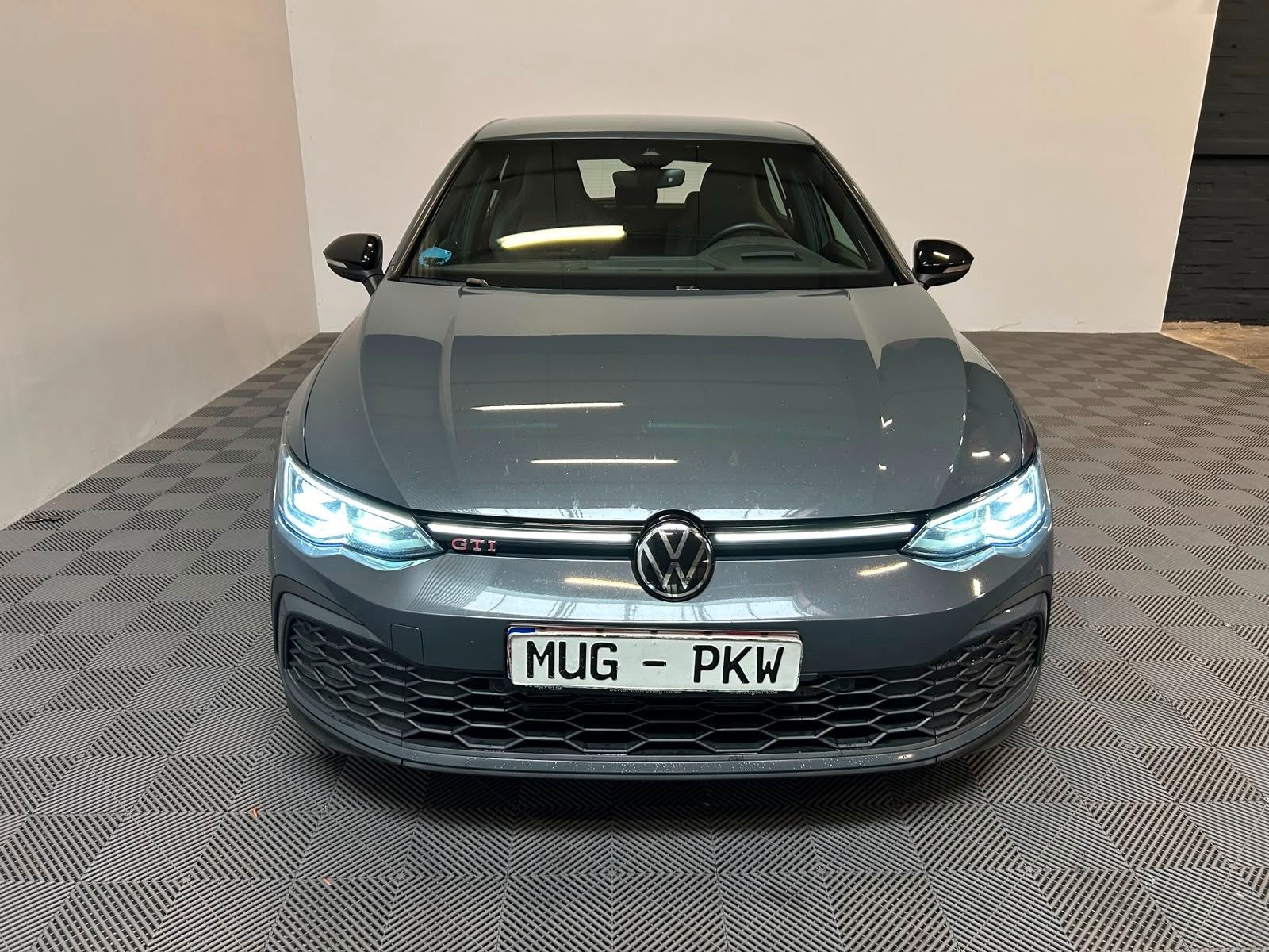 Volkswagen Golf VIII Lim. GTI  245PS *ACC-VirtCo-AHK-H&K*