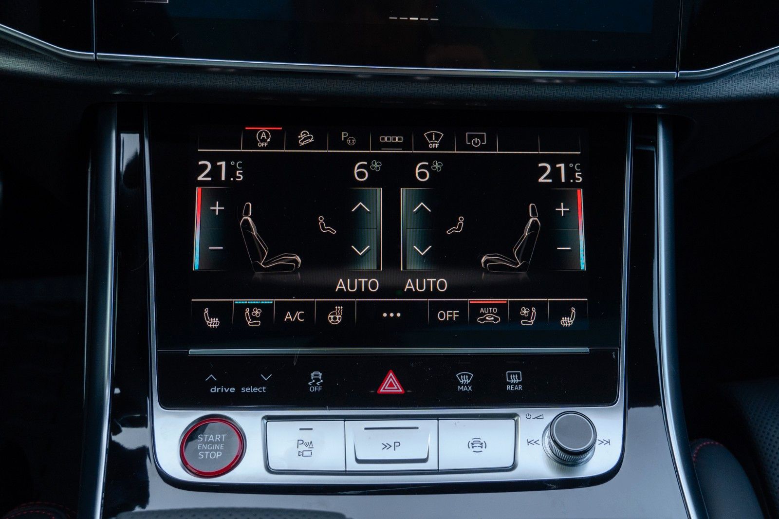 Audi RS Q8 PERR.MATRIX.KERAMIK.360.B&O.PANO.LUFTF.AHK