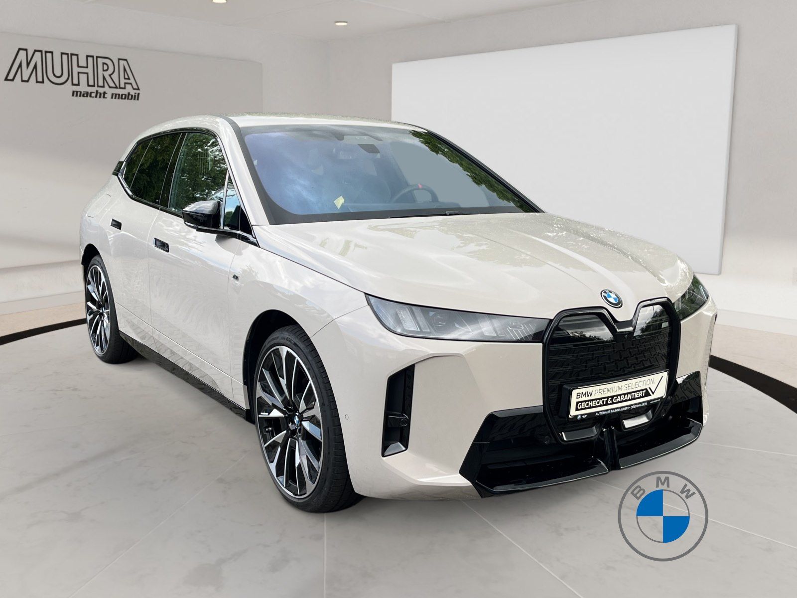 BMW iX M70 XDRIVE 23" DA/PA Prof. AHK Luftfederung