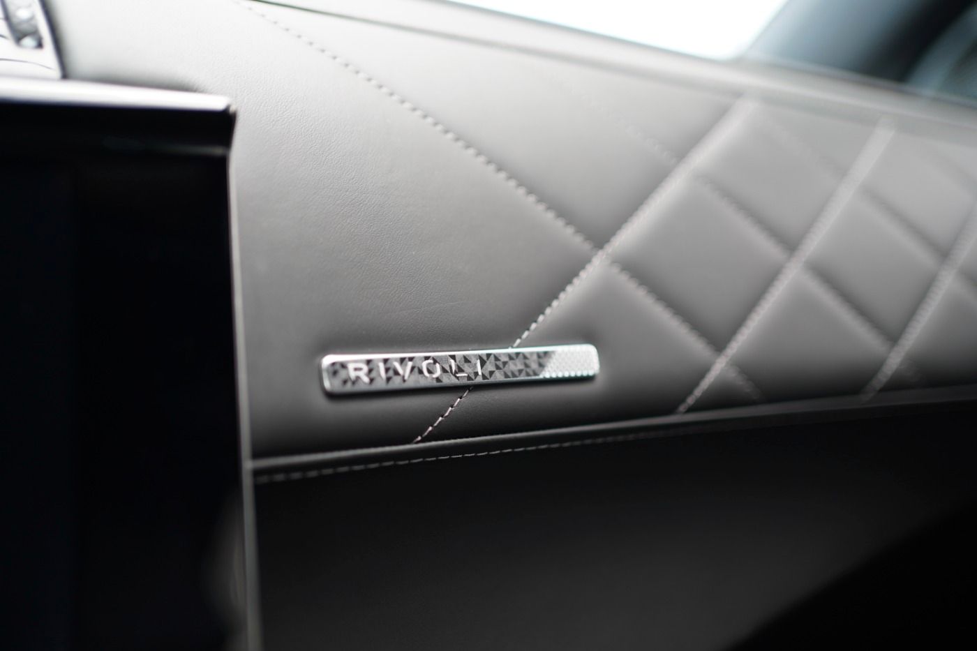 DS Automobiles DS7 Crossback E-Tense 4x4 300 Ligne Noire