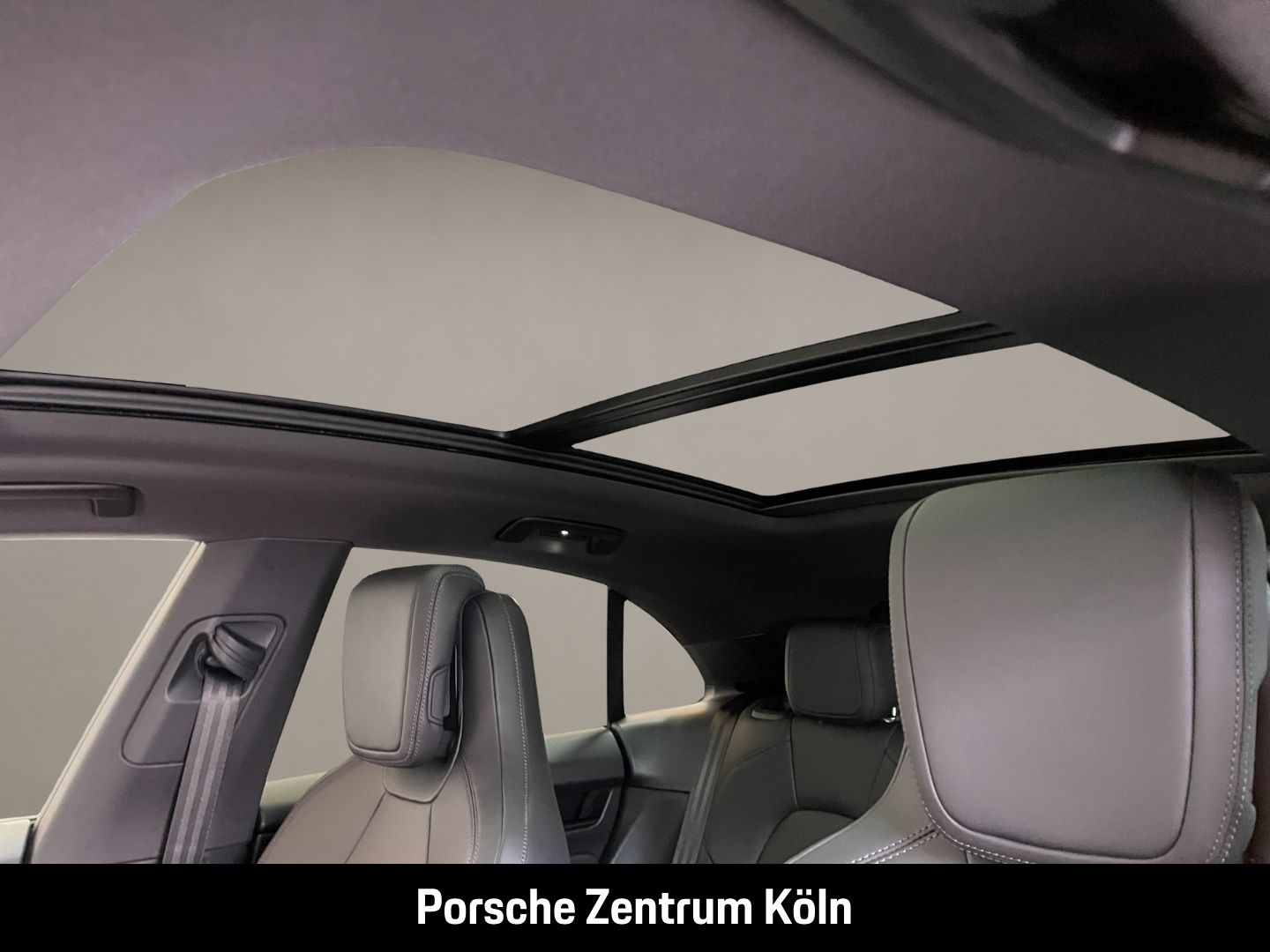 Porsche Macan BOSE Luftfederung 22-Zoll Panoramadach
