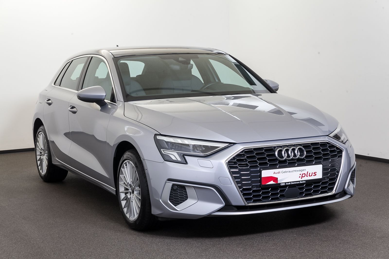 Audi A3 Sportback advanced 35 TFSI S tr. LED PANO RFK