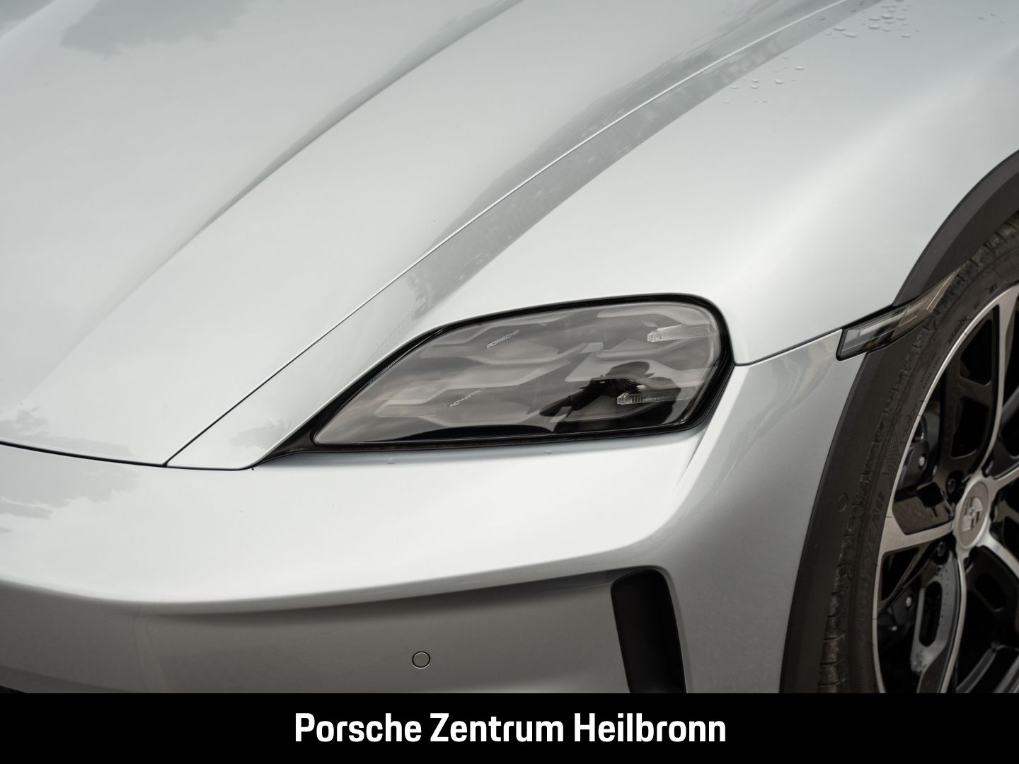 Porsche Taycan 4 Cross Turismo BOSE Surround-View 21-Zol